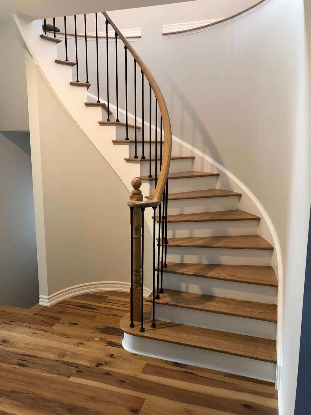 Floor Coverings International Burlington, ON | 1251 Northside Rd, Burlington, ON L7M 1H7, Canada | Phone: (416) 687-2881