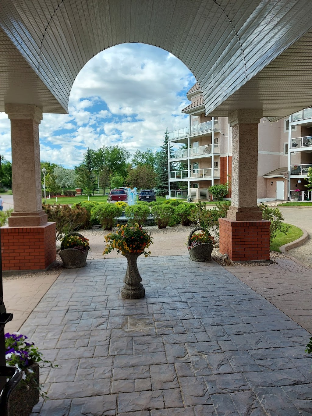 River Grande Condo | 9008 99 Ave NW #228, Edmonton, AB T5H 4M6, Canada | Phone: (780) 428-4158