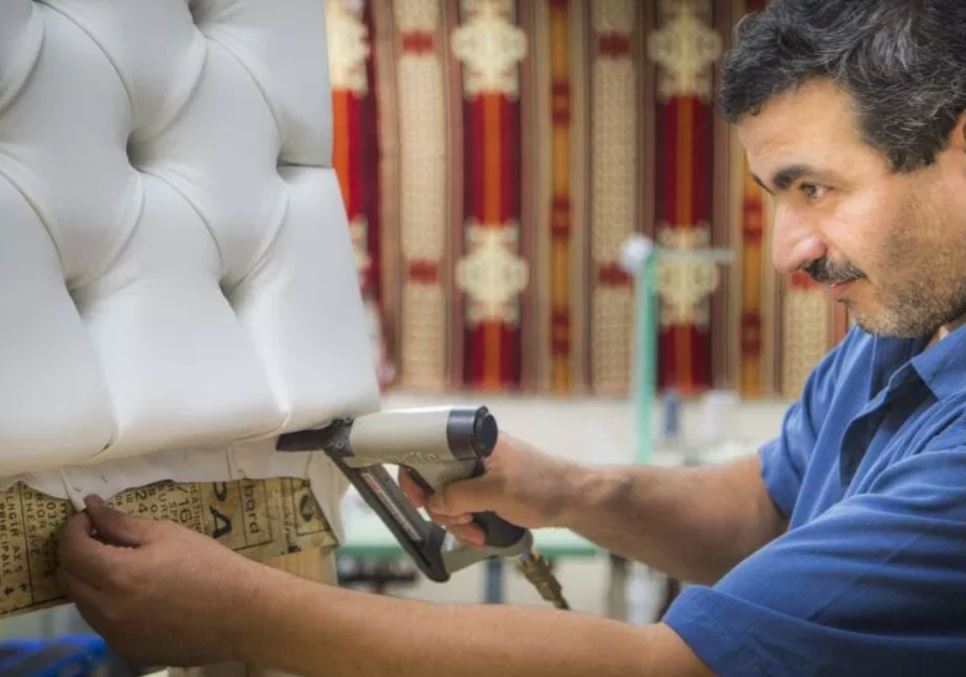 Waels Upholstery | 2552A Sheffield Rd, Ottawa, ON K1B 3V7, Canada | Phone: (613) 262-2255