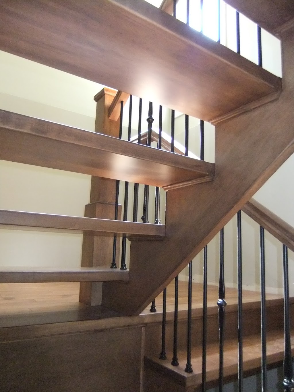 Sensational Wood Interiors | 48 Bethel Rd, Yarker, ON K0K 3N0, Canada | Phone: (613) 453-7940
