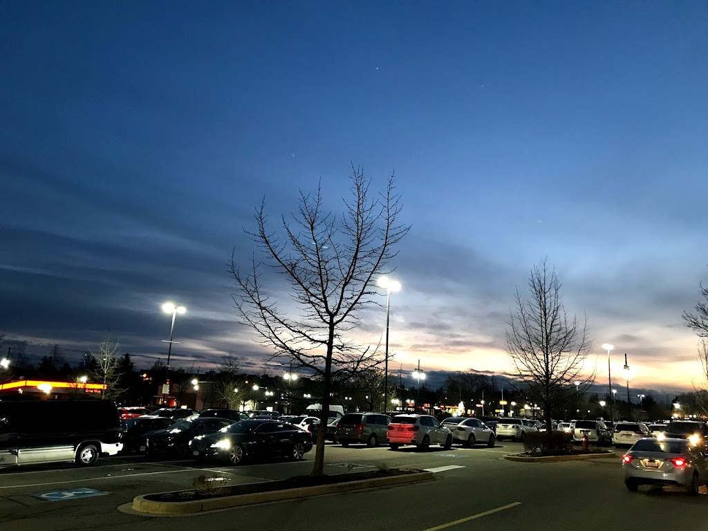Cineplex Cinemas Strawberry Hill | 12161 72 Ave, Surrey, BC V3W 2M1, Canada | Phone: (604) 501-9400