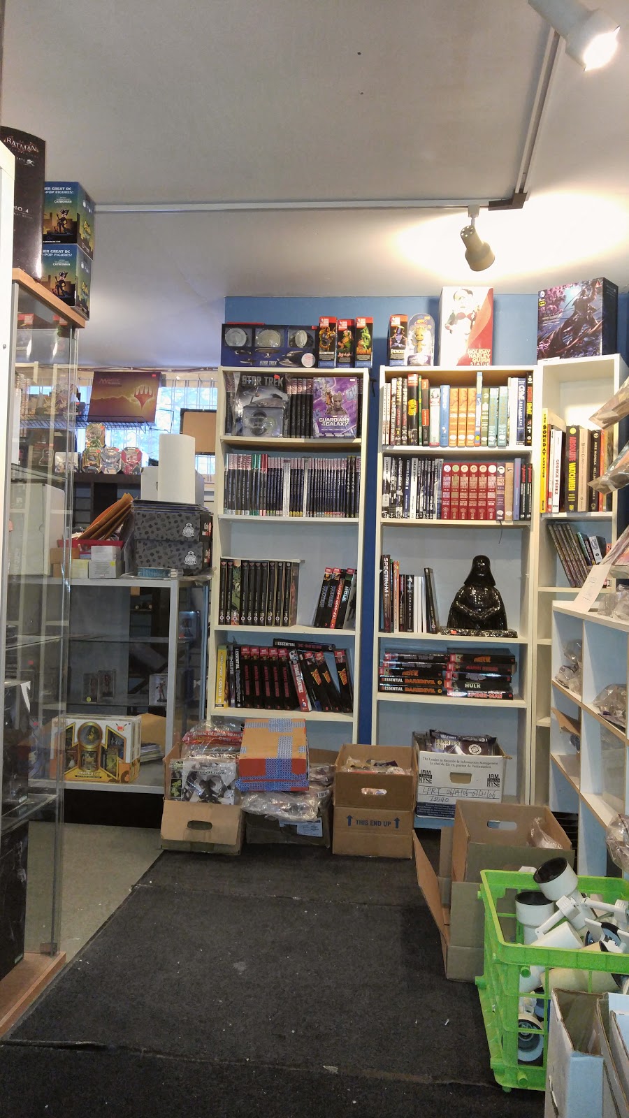 Heroic Dreams | book store | 417 Kingston Rd, Pickering, ON L1V 1A3, Canada | 9054921240 OR +1 905-492-1240