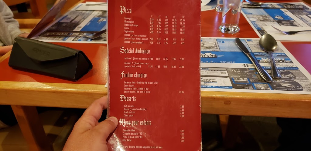Restaurant-Bar Ambiance | 2 Chemin de lÉquerre, Baie-Saint-Paul, QC G3Z 2Y5, Canada | Phone: (418) 435-6123