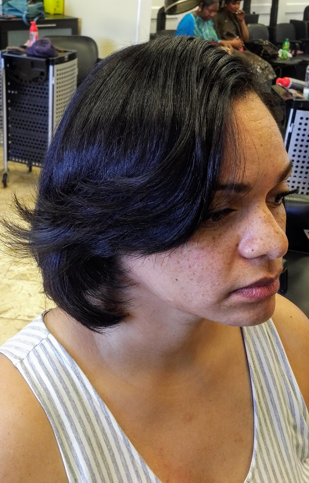 Salon Paradise | 831 Bovaird Dr W, Brampton, ON L6X 0G3, Canada | Phone: (905) 874-4903