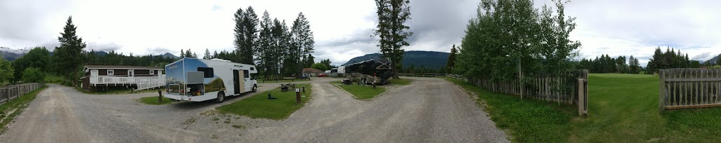 Edgewater Hilltop RV Park | 5585 BC-95, Edgewater, BC V0A 1E0, Canada | Phone: (250) 347-6502
