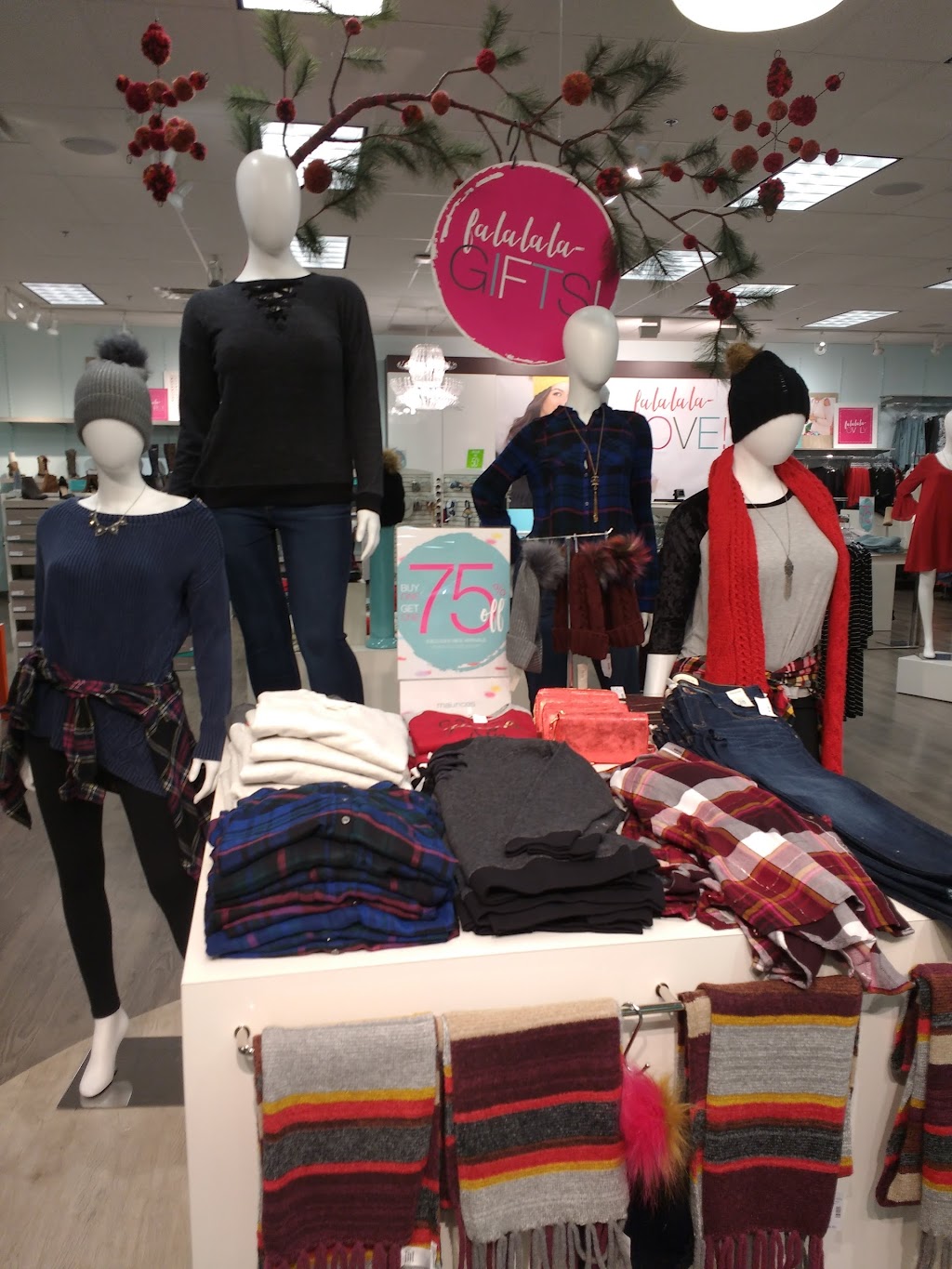 Maurices | 800 Niagara St, Welland, ON L3C 5Z4, Canada | Phone: (905) 734-3173