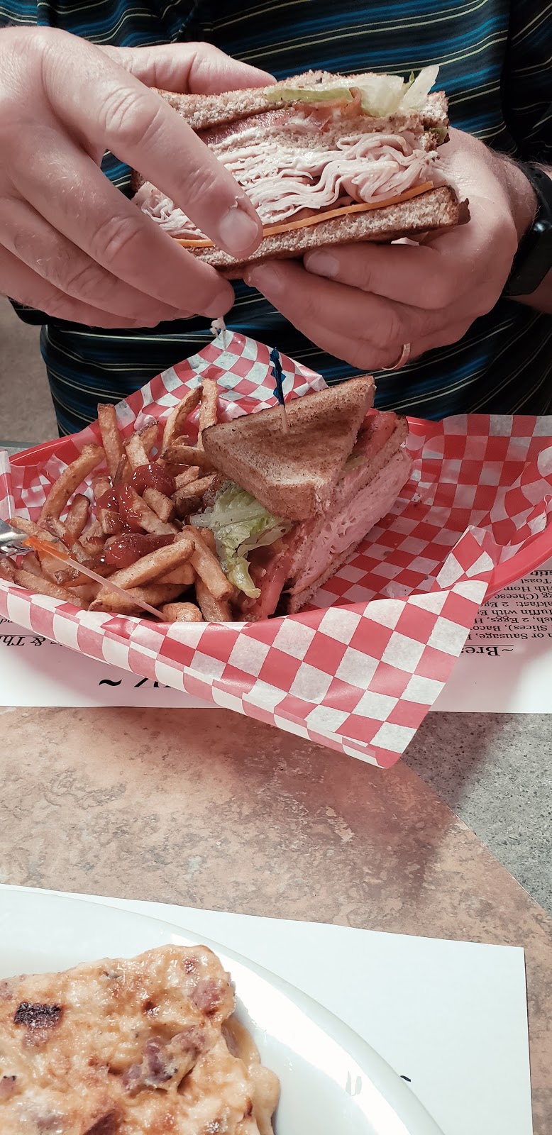 Spill The Beanz | 12 Peterson Rd, Northbrook, ON K0H 2G0, Canada | Phone: (613) 336-3385
