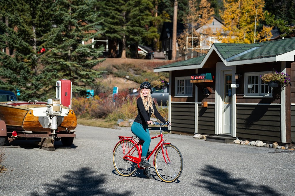 Bow Valley Parkway | Bow Valley Pkwy, Improvement District No. 9, AB T0L 1E0, Canada | Phone: (250) 726-6242
