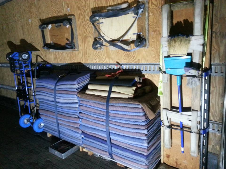 Move Right Movers | 452 Sandmere Pl, Oakville, ON L6L 4G4, Canada | Phone: (905) 616-0978