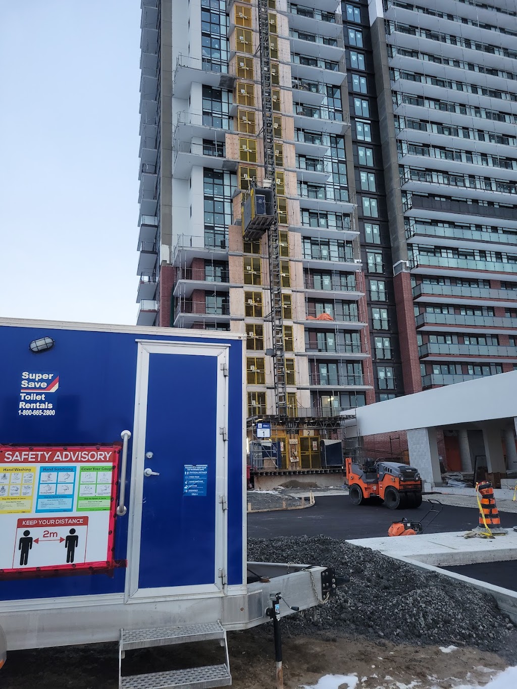 UC Tower 2 Condos | 2425 Simcoe St N, Oshawa, ON L1H 7K4, Canada | Phone: (647) 247-9772