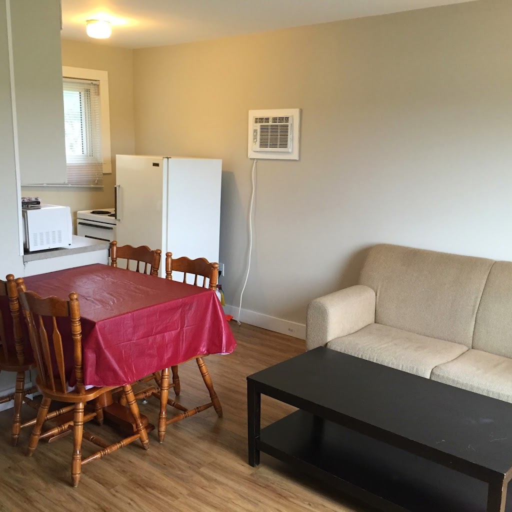 Royalty Maples Motel & Cottages | 89 Malpeque Rd, Charlottetown, PE C1A 7J9, Canada | Phone: (902) 368-1030