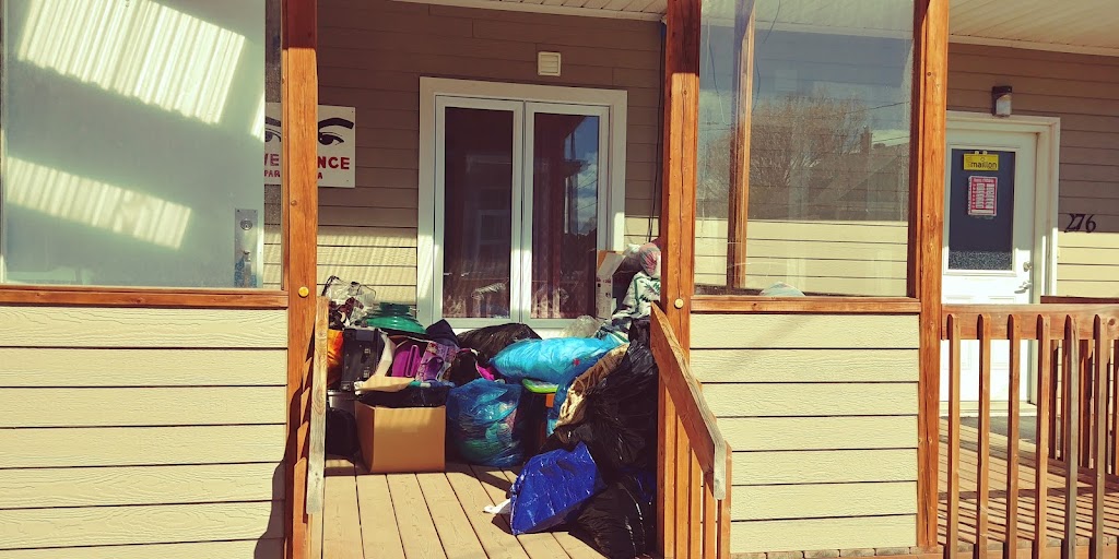 Maison Le Puits Inc | 276 Rue Langlais, Trois-Pistoles, QC G0L 4K0, Canada | Phone: (418) 851-1895