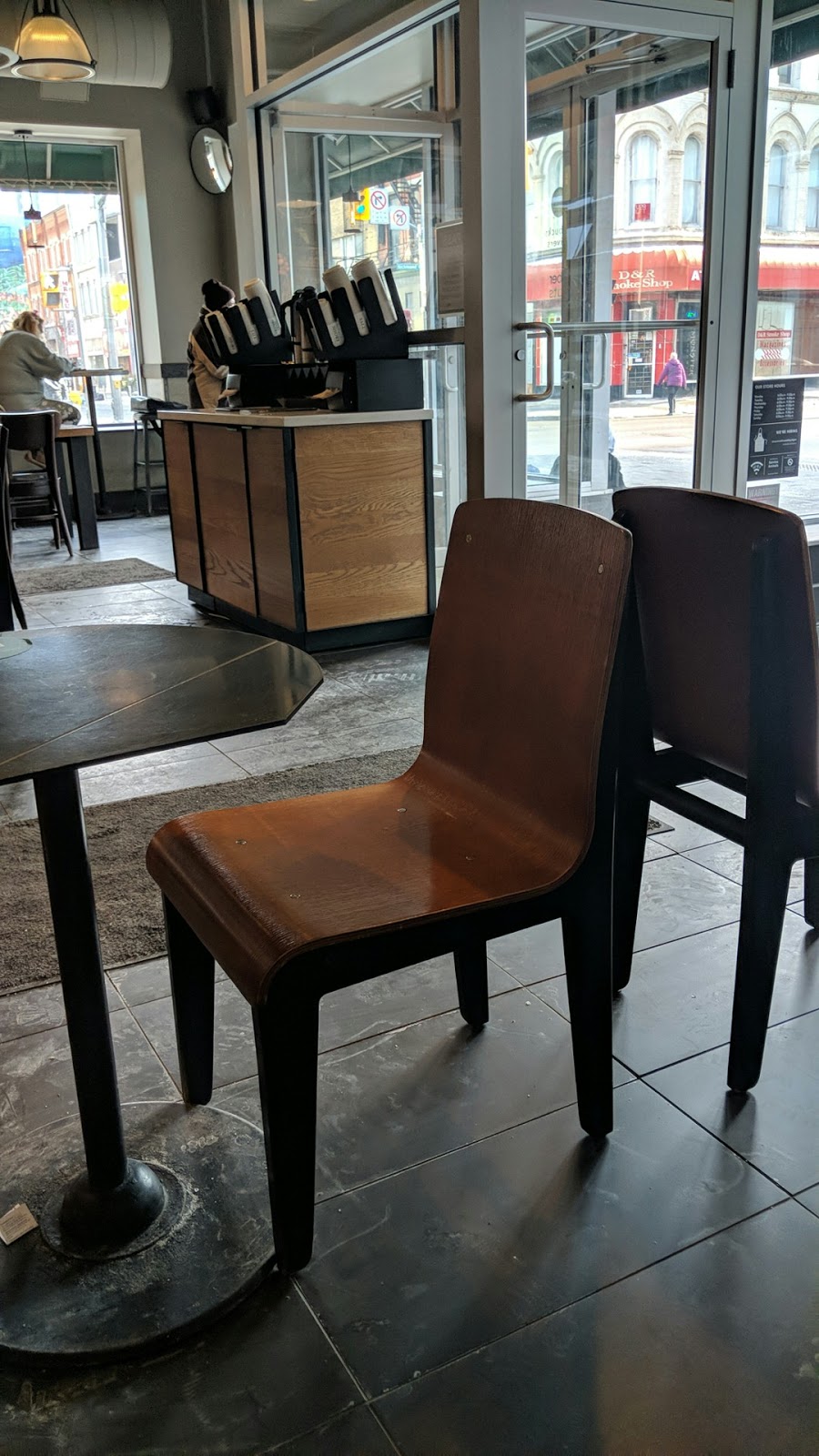 Starbucks | W Corner Unit, 160 Dundas St, London, ON N6A 1G1, Canada | Phone: (519) 434-2424