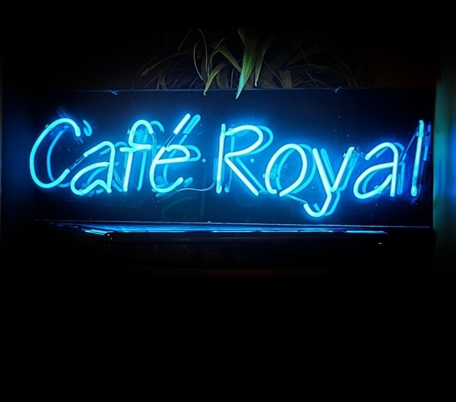 Café Royal | 919 Bd du Séminaire N, Saint-Jean-sur-Richelieu, QC J3A 1B6, Canada | Phone: (450) 741-3008