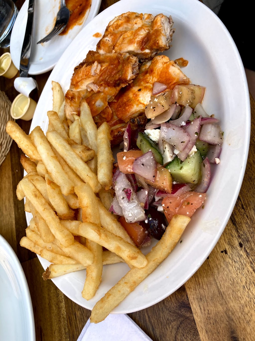 Casa Portuguesa | 682 Caledonia Rd, York, ON M6E 4V9, Canada | Phone: (416) 780-1112