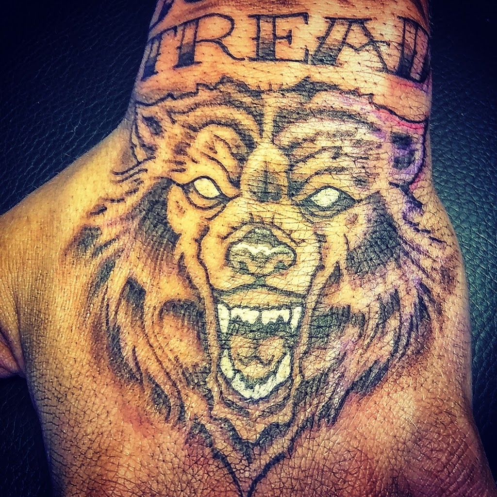 BlackSheep Tattoo | 6425 Bowness Rd NW, Calgary, AB T3B 0E6, Canada | Phone: (403) 286-9190