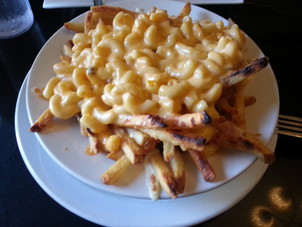 Jakes On Main | 202 Main St Unionville, Unionville, ON L3R 2G9, Canada | Phone: (905) 470-6955