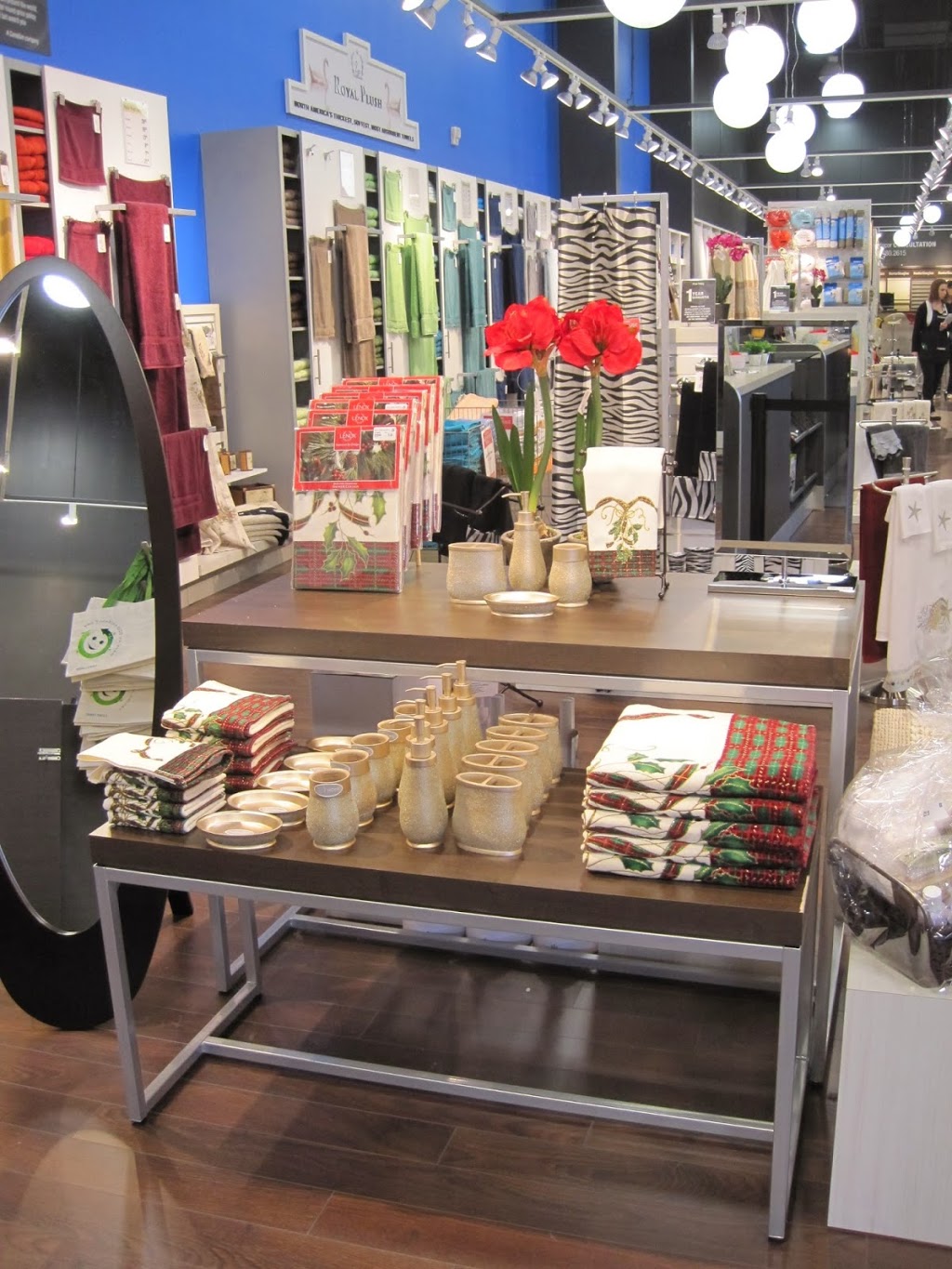 Linen Chest | 3075 Wonderland Rd S, London, ON N6L 1R4, Canada | Phone: (519) 680-2615