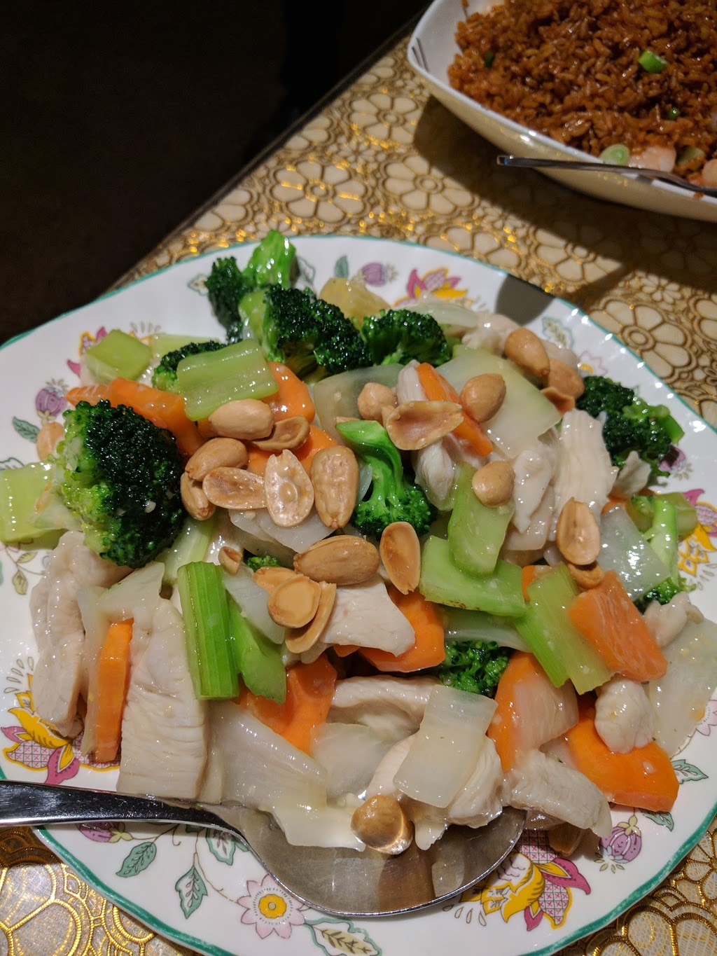 Pearl House Dining Lounge | 1160 Beaverwood Rd, Manotick, ON K4M 1E2, Canada | Phone: (613) 692-3288