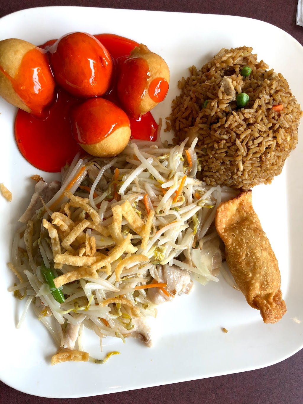 University Garden Chinese Cuisine | 425 University Ave, Waterloo, ON N2K 3J4, Canada | Phone: (519) 569-7588