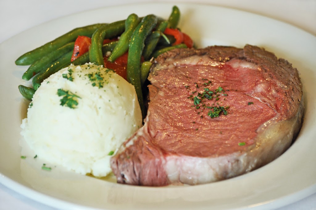 Canadiana Restaurant | 5230 Dundas St W, Etobicoke, ON M9B 1A8, Canada | Phone: (416) 239-1114