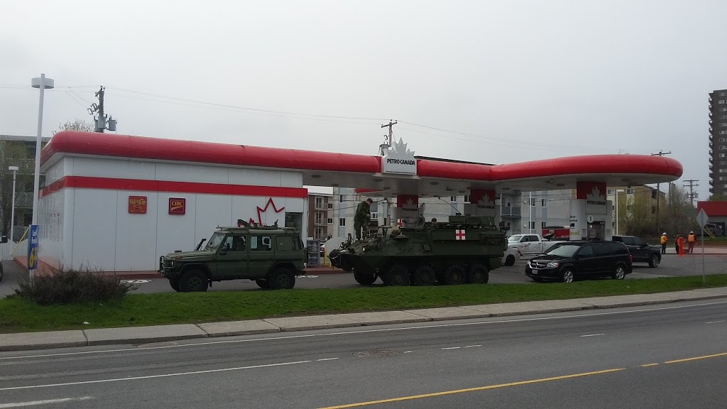 Petro-Canada | 744 Boulevard Saint-Joseph, Gatineau, QC J8Y 4A8, Canada | Phone: (819) 777-7697