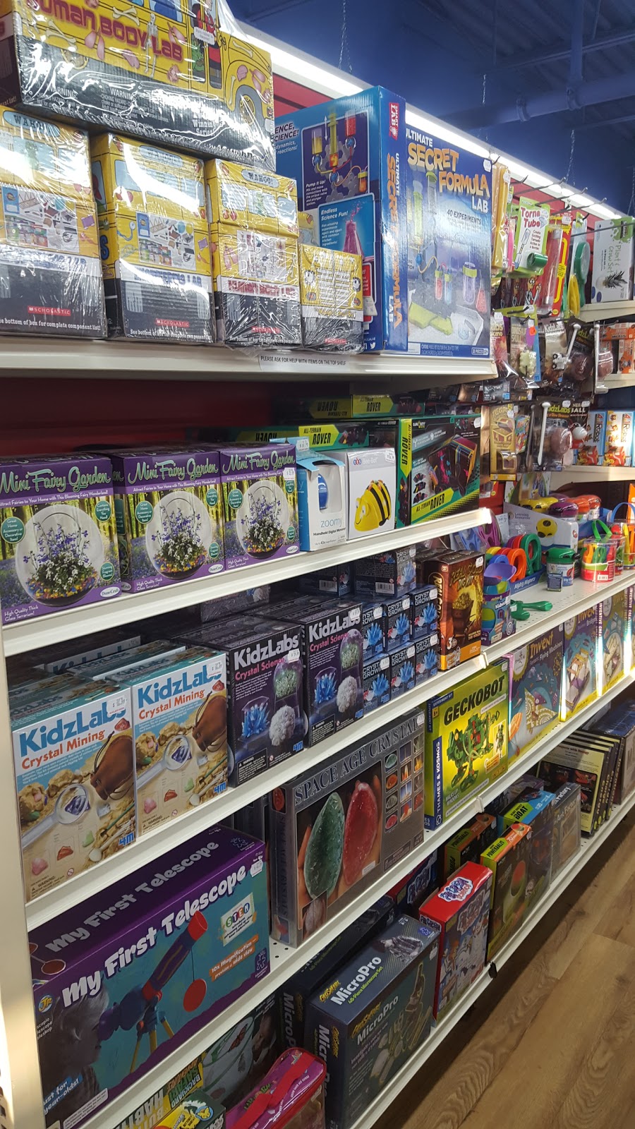 Scholars Choice Retail Store | 1633 Mountain Rd #12, Moncton, NB E1G 1A5, Canada | Phone: (506) 383-1573