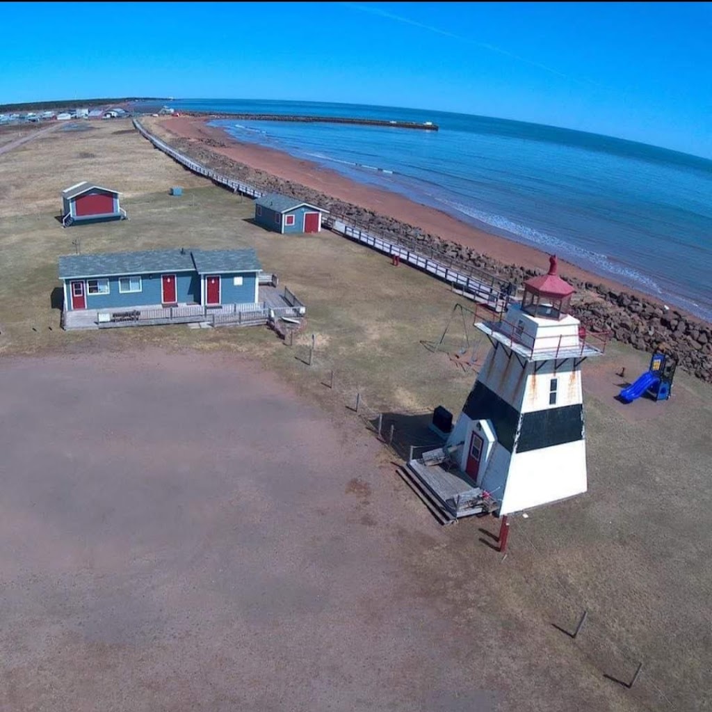 Boardwalk Jakes Burgerhouse | 107 Harbour Rd, Tignish, PE C0B 2B0, Canada | Phone: (902) 786-5088