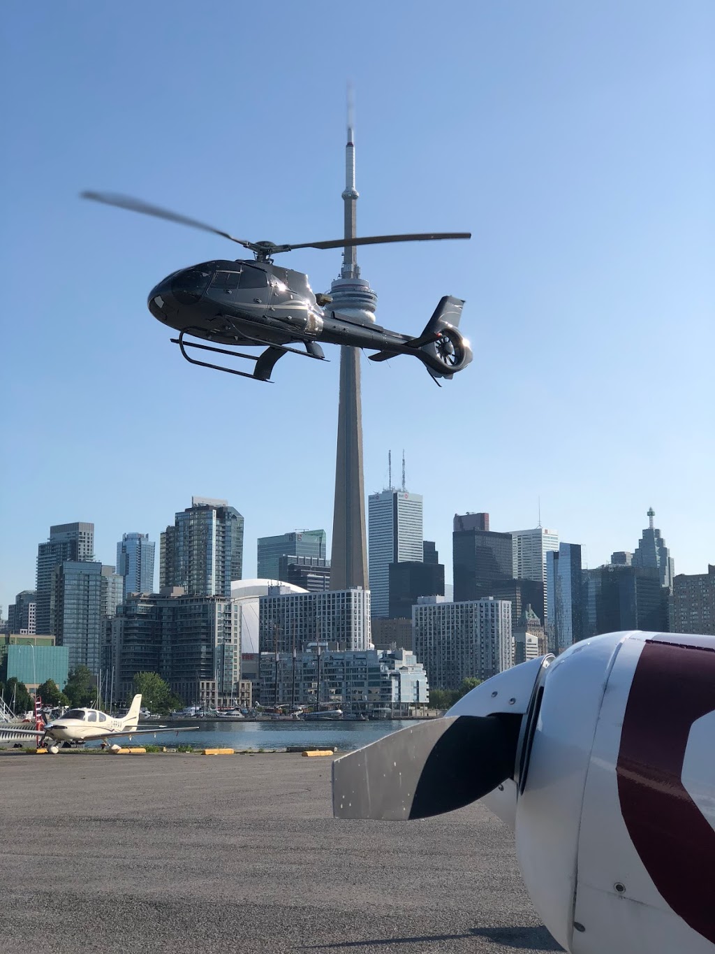 STOLPORT PARKING & FBO | Hangar #1, Billy Bishop Toronto, City Airport, Toronto, ON M5V 1A1, Canada | Phone: (416) 361-1100