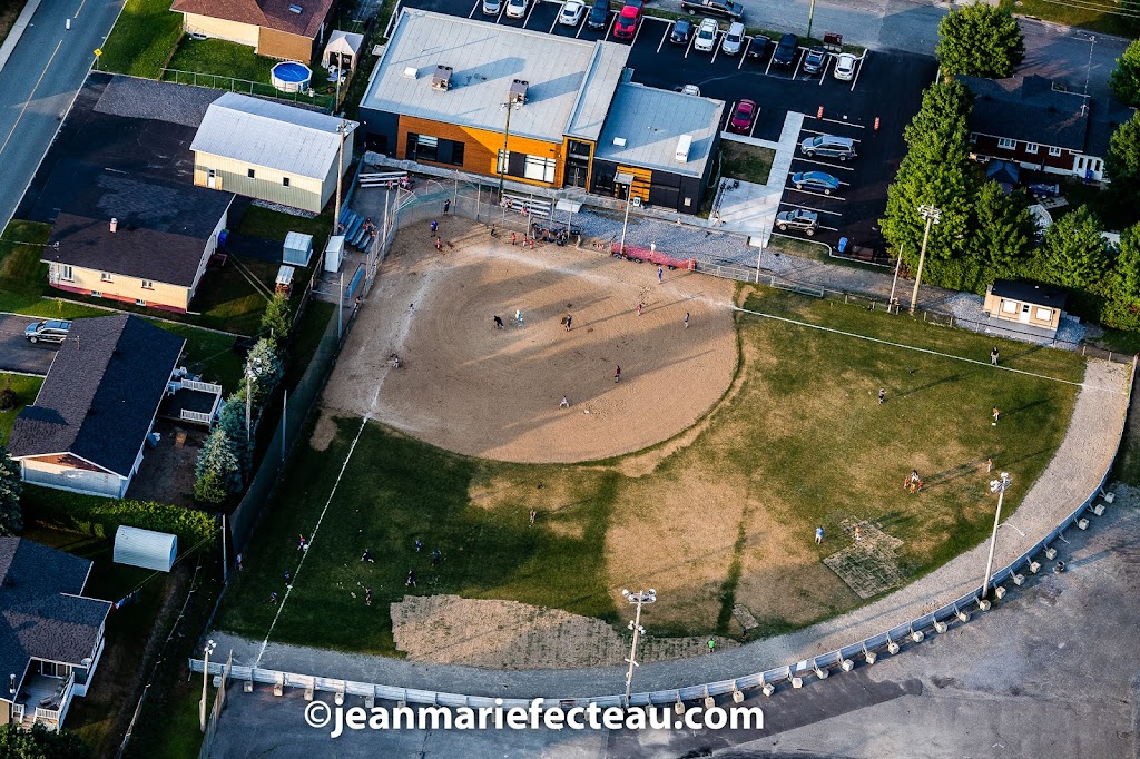 Terrain de baseball | 790 Rue des Loisirs, Saint-Elzéar, QC G0S 2J0, Canada | Phone: (418) 387-2534