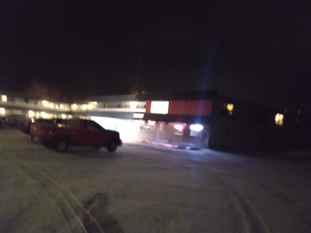 Border Motel | 3004 US-5, Derby, VT 05829, USA | Phone: (802) 766-8000