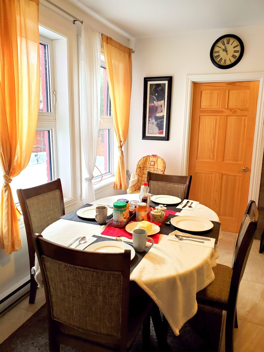 Maison Montplaisir | 1420 Av. Desjardins, Montréal, QC H1V 2G4, Canada | Phone: (514) 708-5580