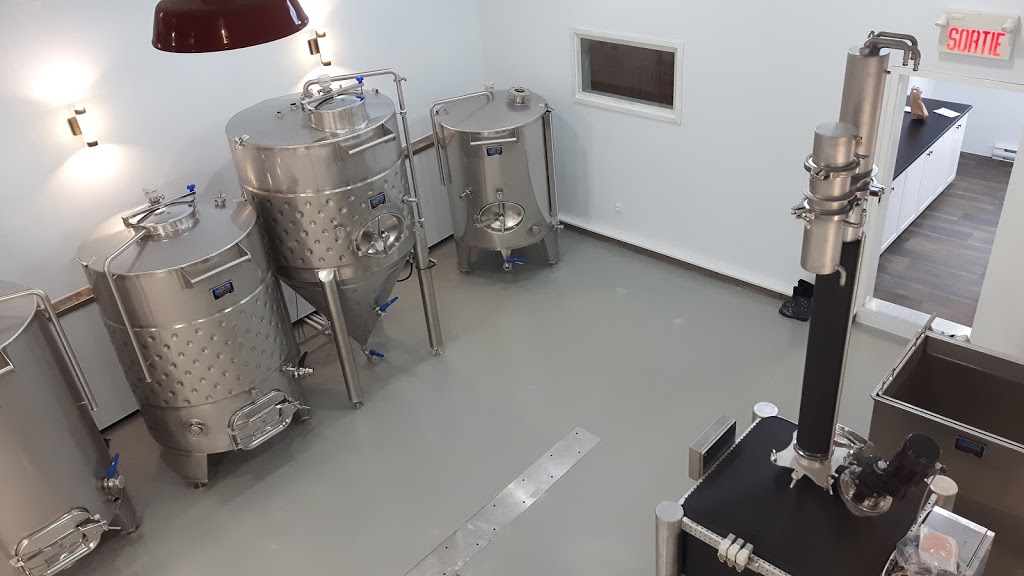 Distillerie Shefford | 1125 Chemin Denison E, Shefford, QC J2M 1Y6, Canada | Phone: (450) 558-5264