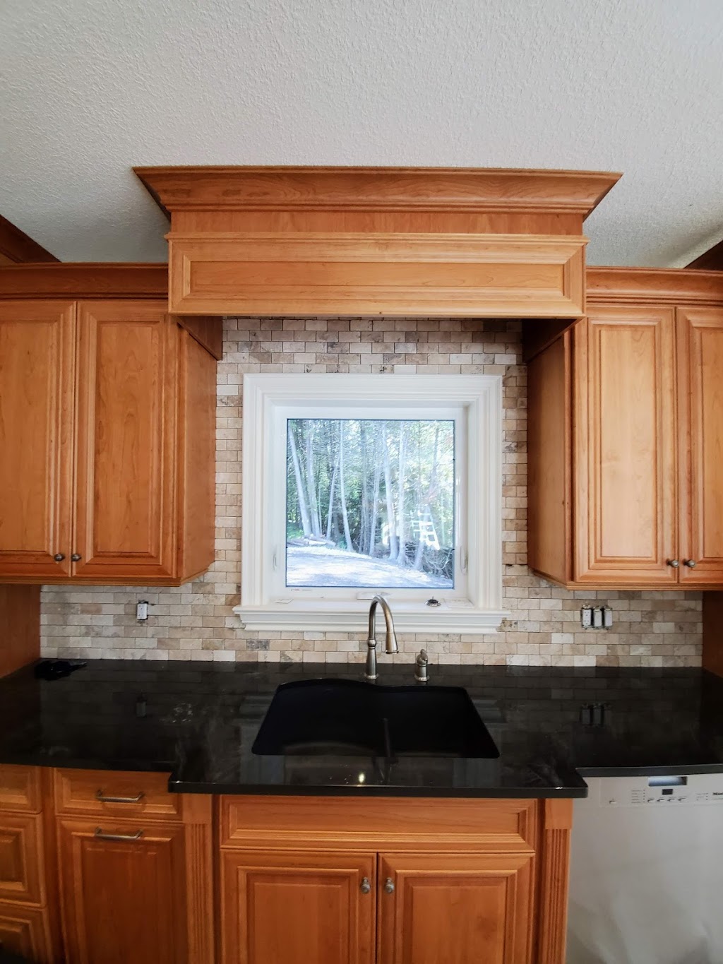 Aurora painting and tiling | Neustadt, ON N0G 2M0, Canada | Phone: (519) 447-0925