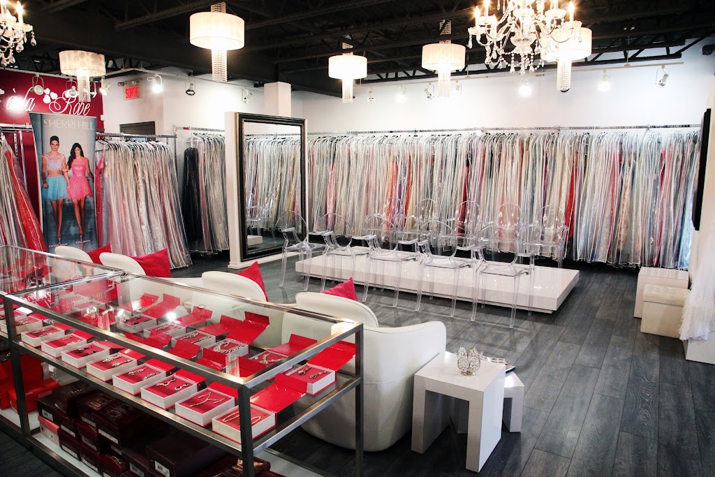 Say Yes to the Dress | 905 Rue de Nemours, Québec, QC G1H 6Z5, Canada | Phone: (418) 558-5943