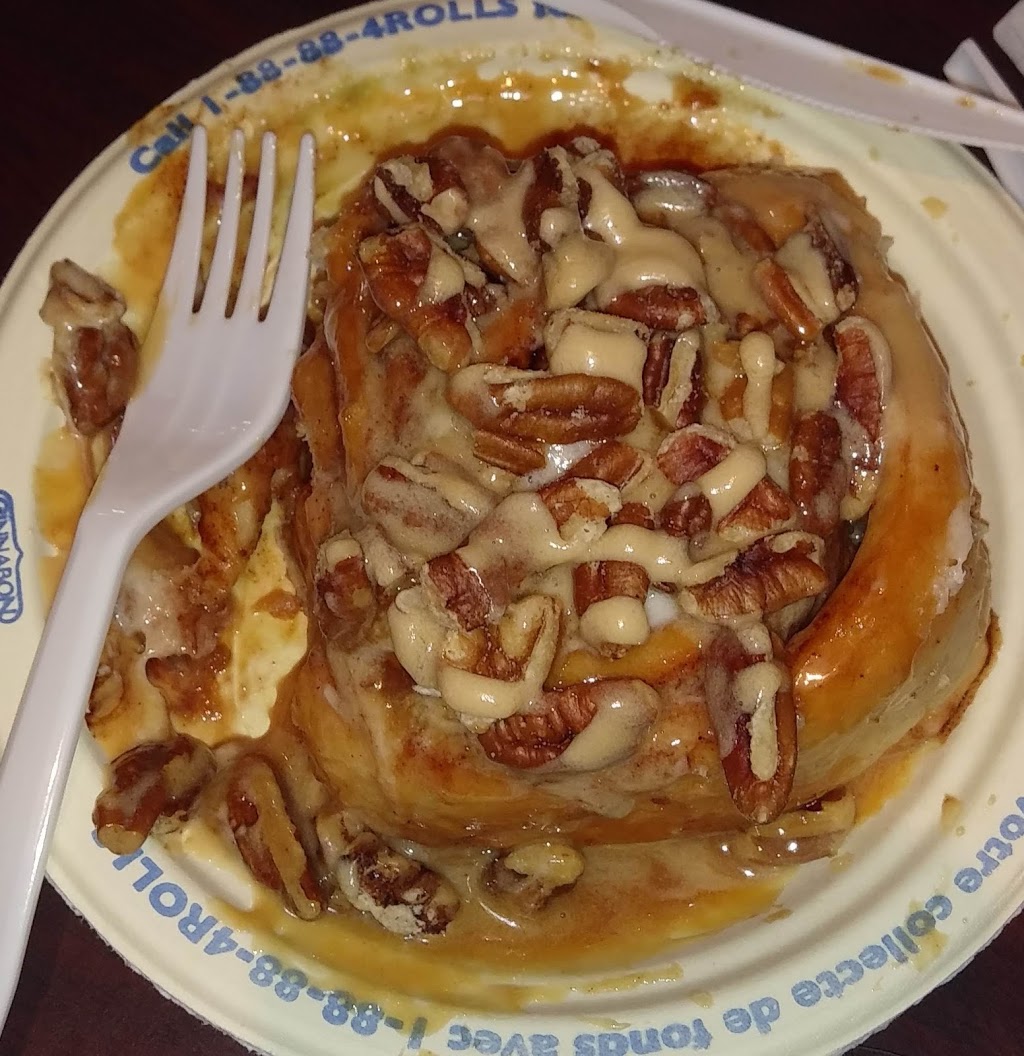 Cinnabon | 900 Dufferin St, Toronto, ON M6H 4B1, Canada | Phone: (416) 537-5864