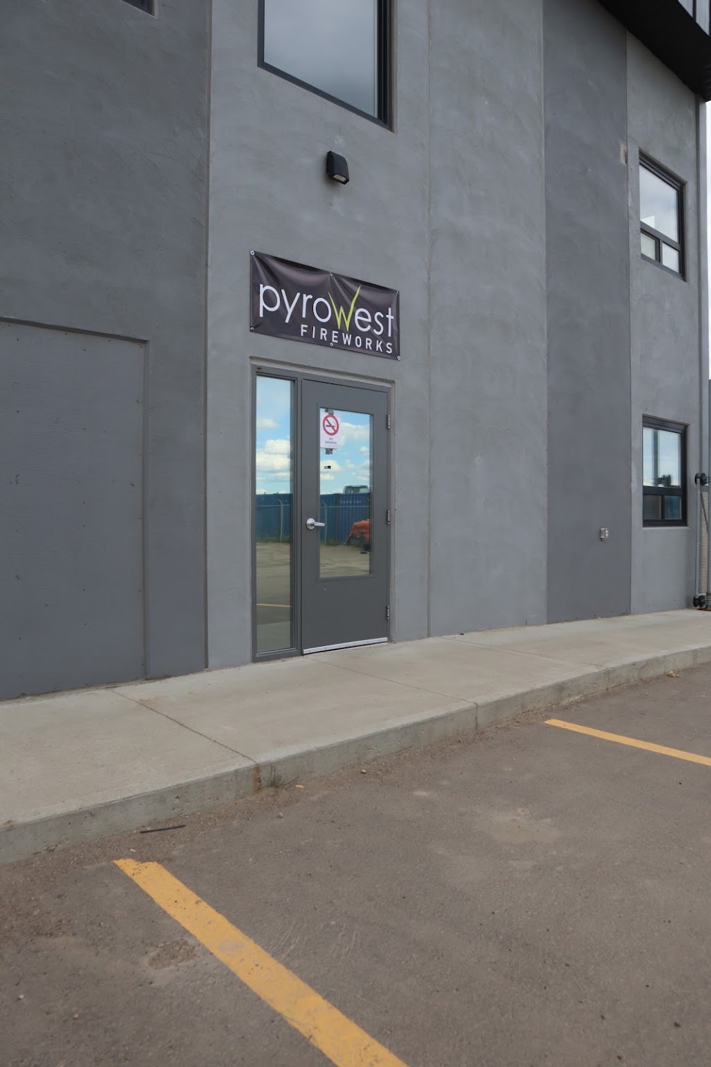 Pyrowest Fireworks Ltd. | 26656 111 Ave NW #112, Acheson, AB T7X 6E1, Canada | Phone: (780) 499-2075