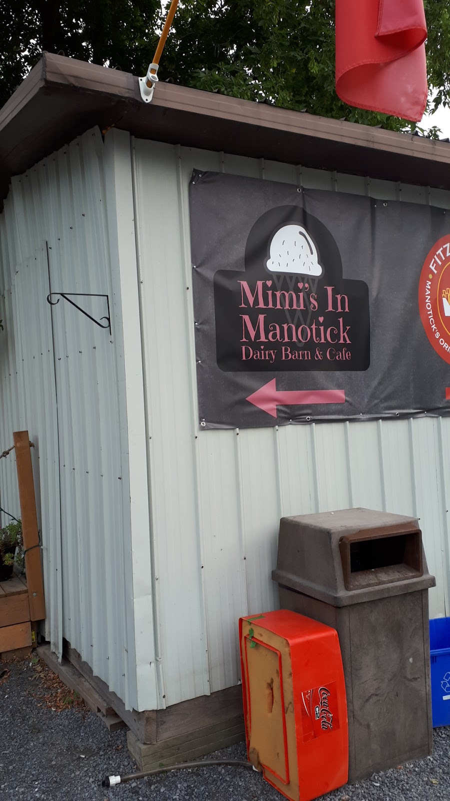 Mimis In Manotick | 1088 Bridge St, Manotick, ON K4M 1J2, Canada | Phone: (613) 692-9555