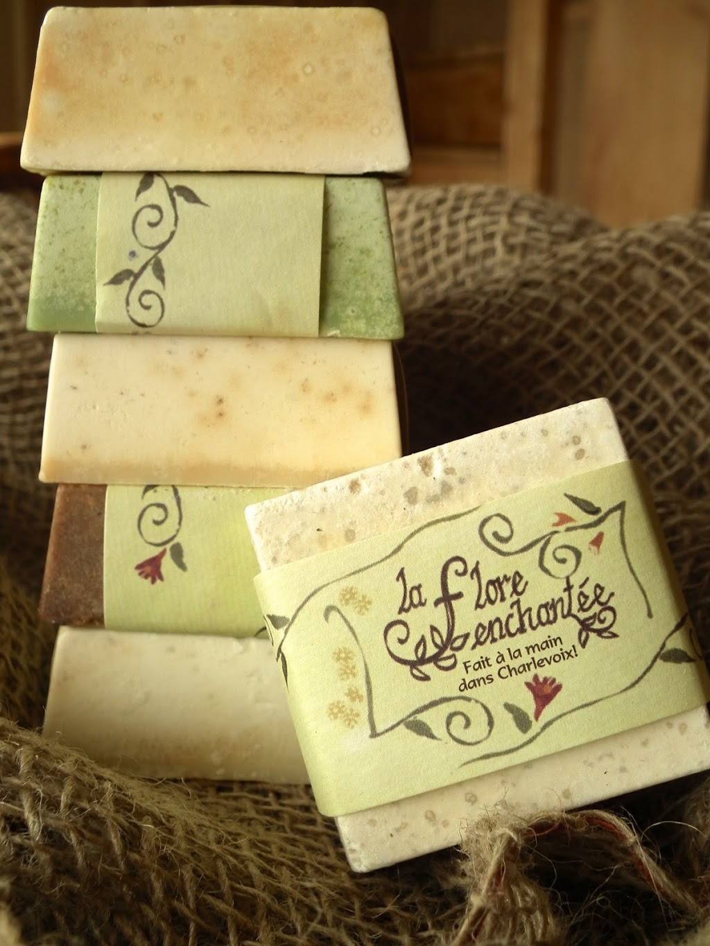 La Flore Enchantée | 3181 Route du Fleuve, Les Éboulements, QC G0A 2M0, Canada | Phone: (418) 635-2308