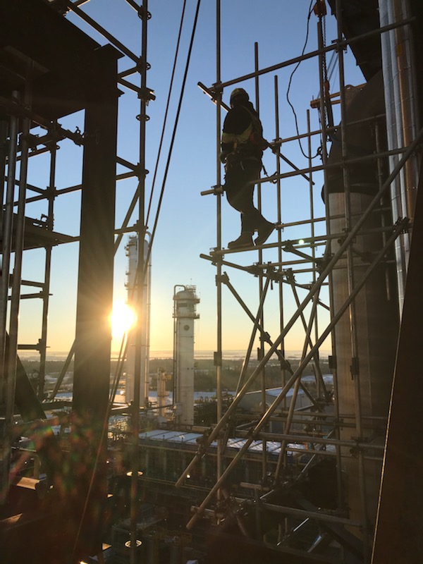 Right Way scaffolding | #6 Meadowland Way, Spruce Grove, AB T7X 0P9, Canada | Phone: (780) 803-1290