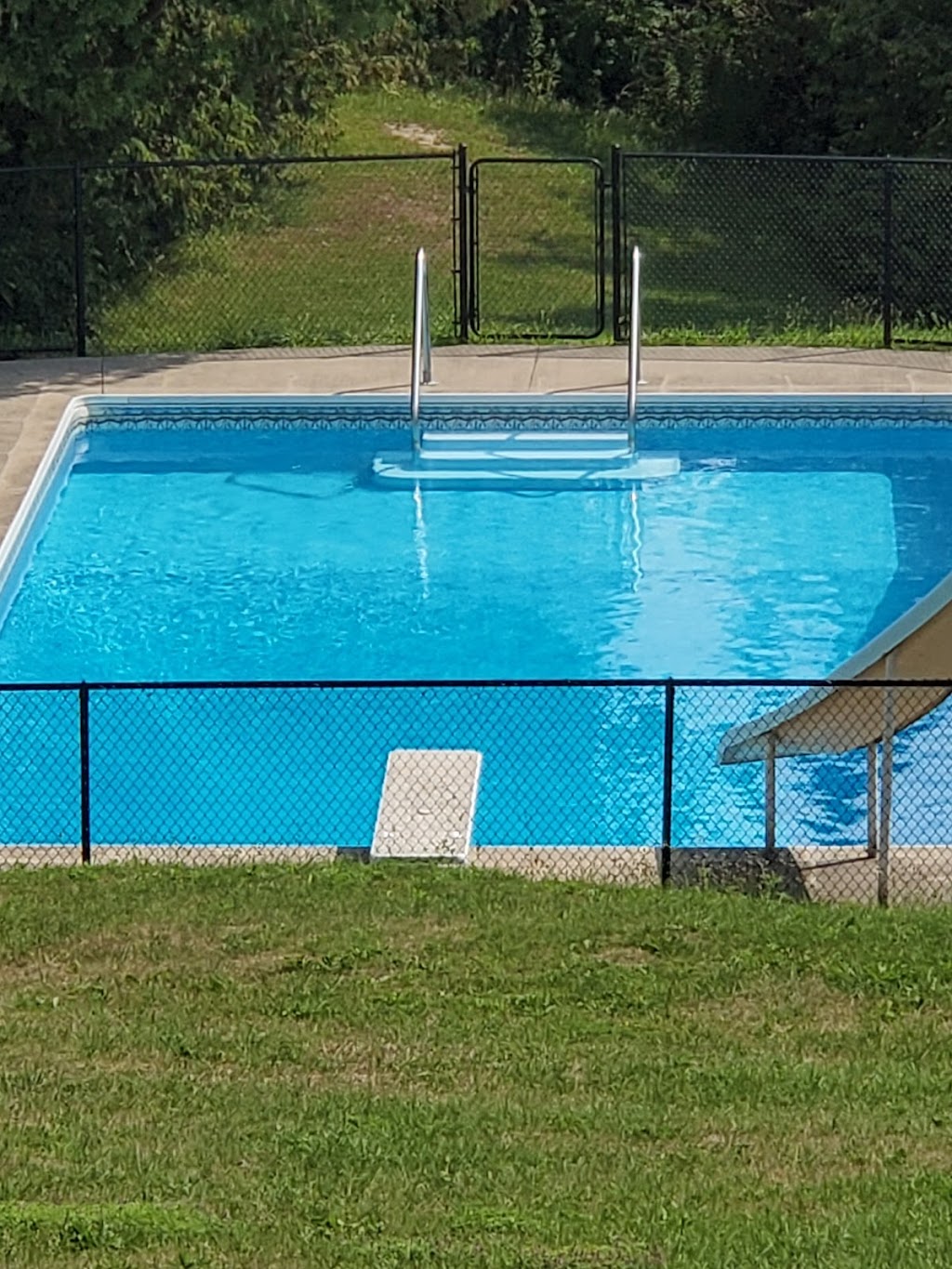 Aqua-Tech Pool Services | 606 Stewart St, Whitby, ON L1N 3V4, Canada | Phone: (905) 441-7370