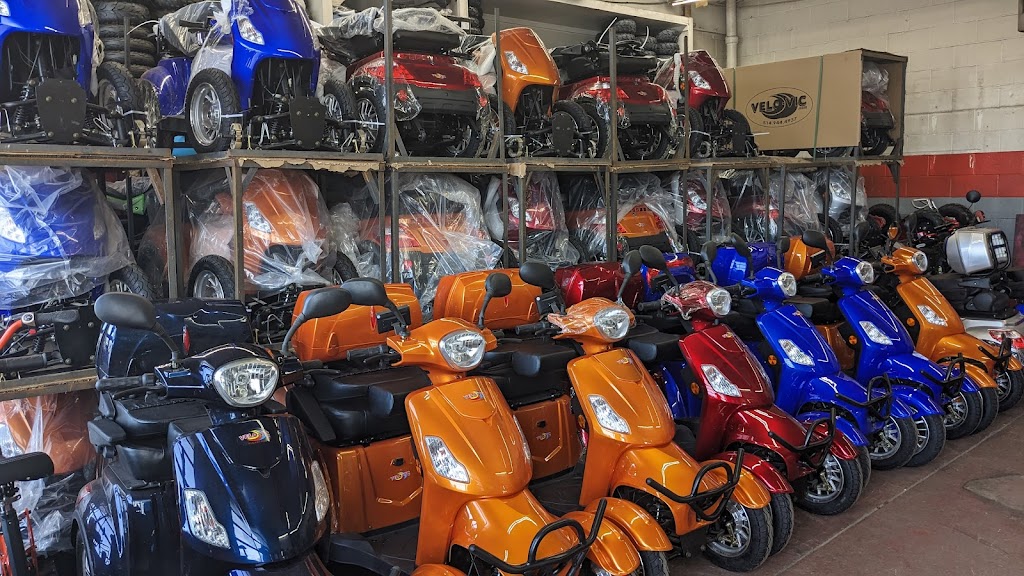 velo-vic.com | 870 Bd Sir-Wilfrid-Laurier, Mont-Saint-Hilaire, QC J3H 4Y6, Canada | Phone: (514) 944-4937