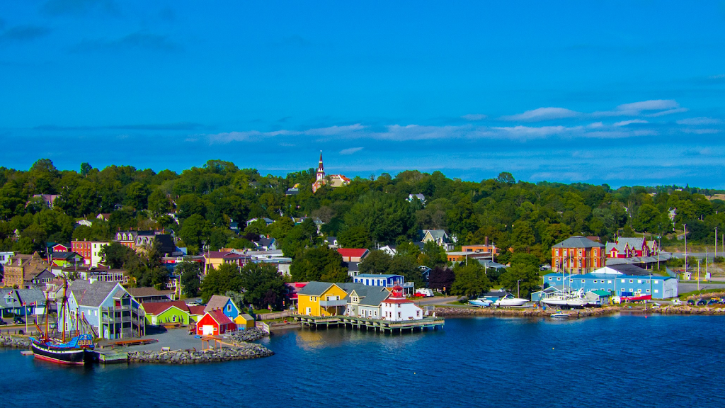 Willow House Inn | 11 Willow St, Pictou, NS B0K 1H0, Canada | Phone: (800) 459-4133