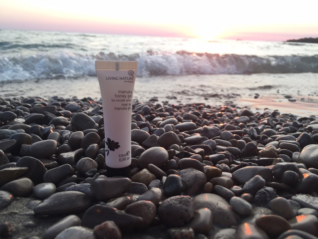 Smooth Wax Bar | 110 Atlantic Ave, Toronto, ON M6K 1X9, Canada | Phone: (416) 516-9229