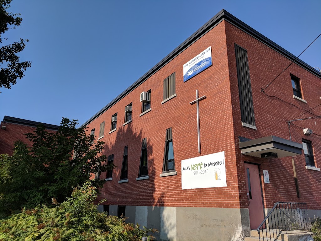 Rapides-Deschênes School | Aylmer, QC J9H 1Z2, Canada | Phone: (819) 685-2635