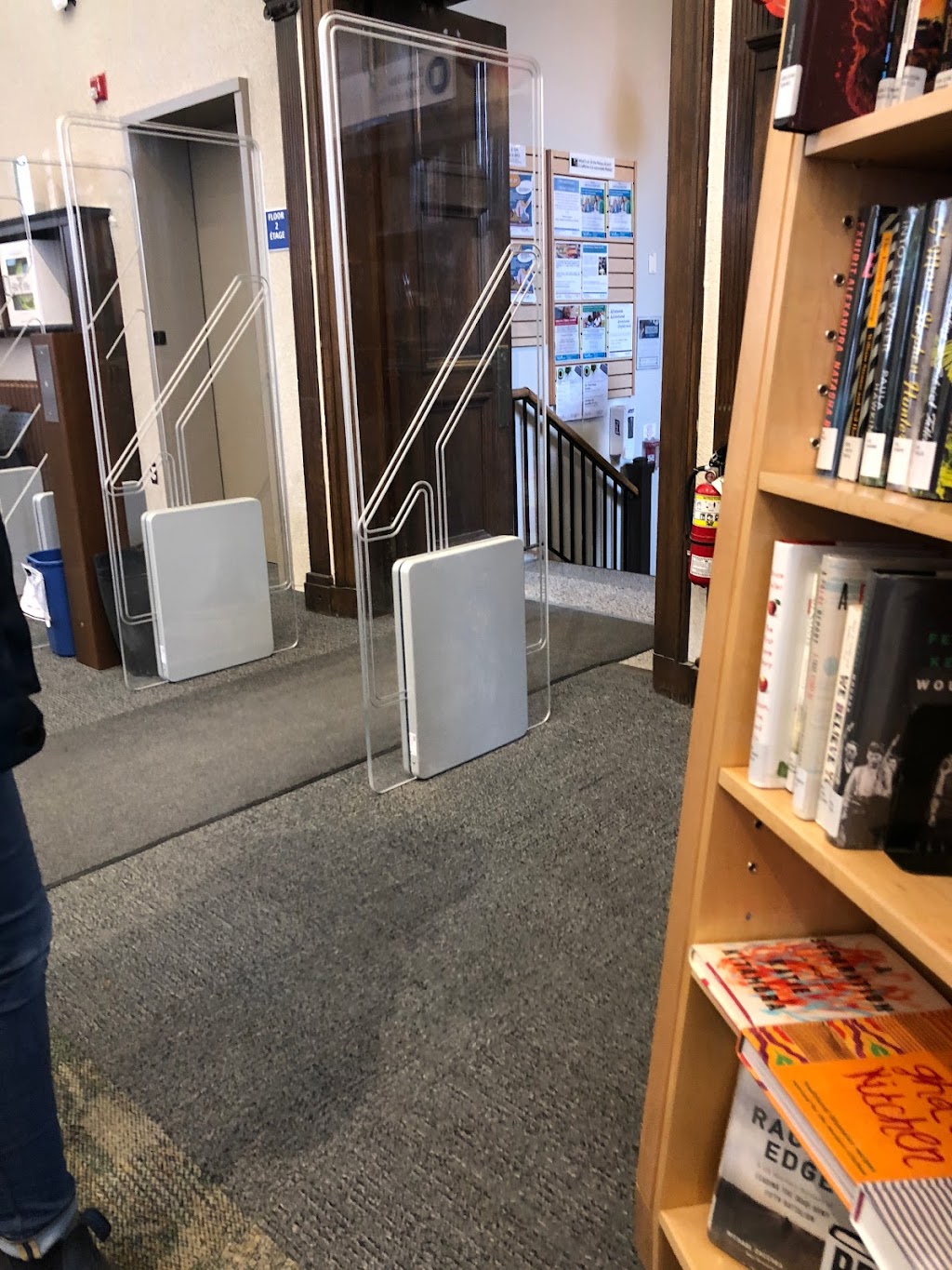 Ottawa Public Library - Rideau | 377 Rideau St, Ottawa, ON K1N 5Y6, Canada | Phone: (613) 580-2940