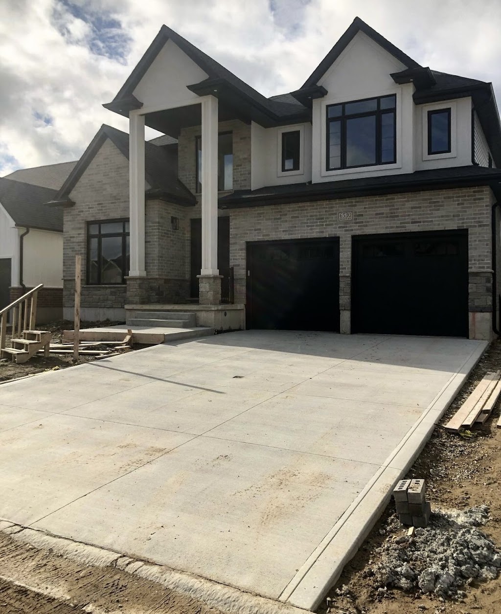 Limestone Concrete Ltd | 101 Fennell Crescent, London, ON N6E 2E2, Canada | Phone: (519) 870-0320