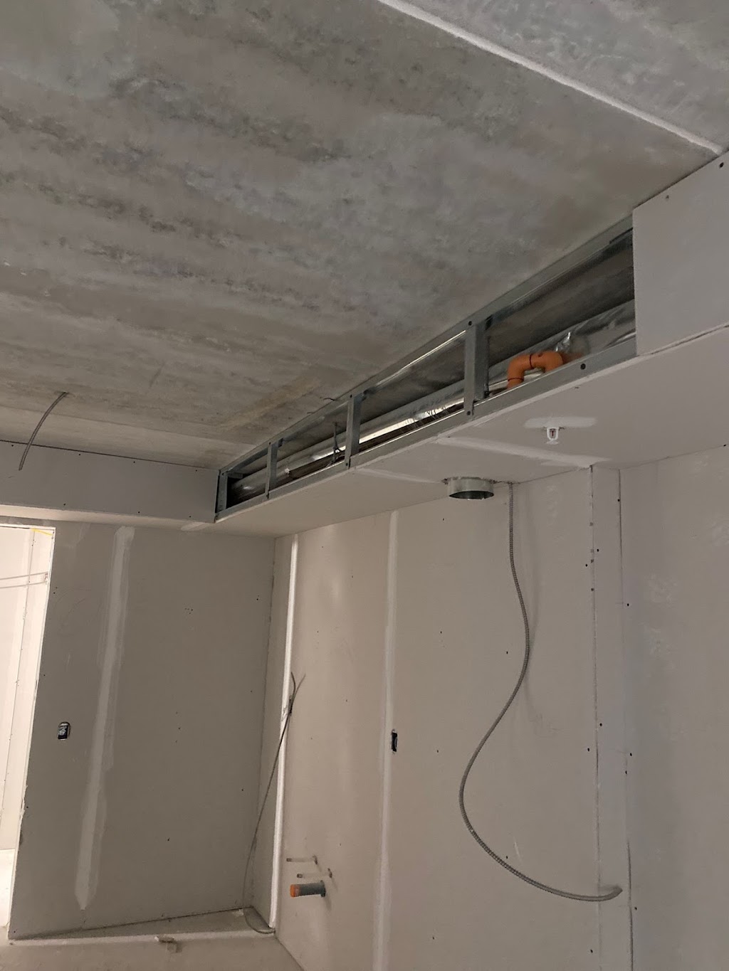 Off Plan Contractor Inc. | 214 Ladyslipper Dr, Waterloo, ON N2V 0E2, Canada | Phone: (226) 507-8484
