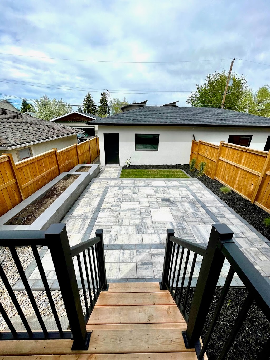 Rocforte Scapes Inc. | Parkridge Dr SE, Calgary, AB T2J 5E8, Canada | Phone: (403) 618-7156