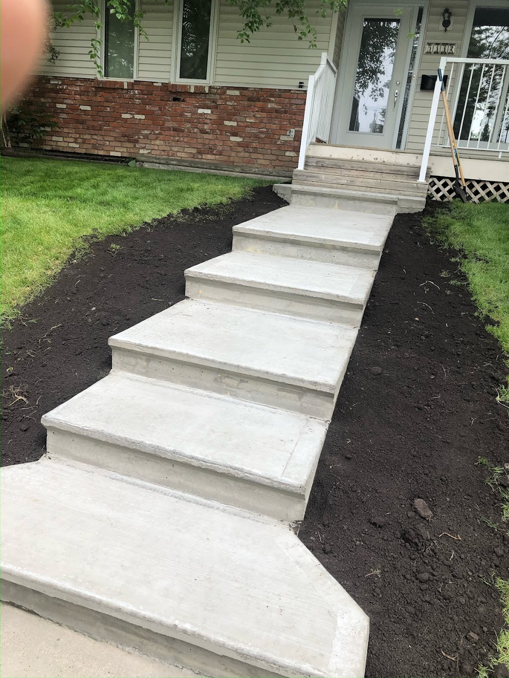 CURB APPEAL CONCRETE & BOBCAT SERVICES | Box 7, Longview, AB T0L 1H0, Canada | Phone: (403) 872-0109